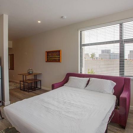 One Bedroom Apartment With San Diego Downtown View Exterior photo